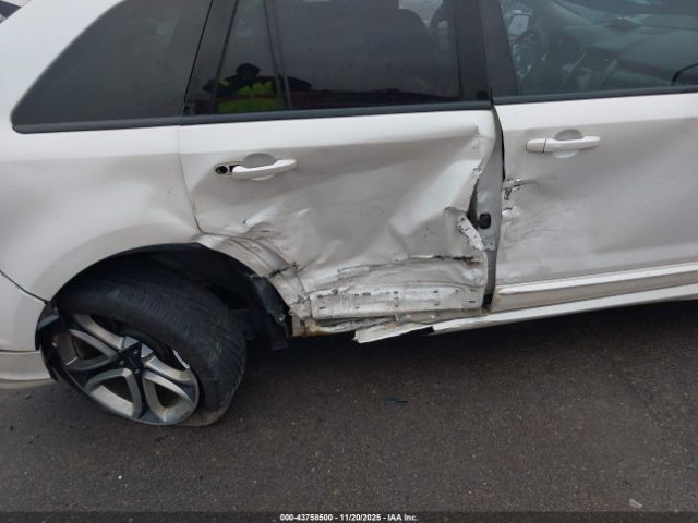 Ford Edge Sport Image 11