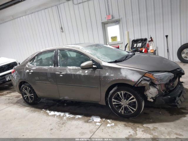 Toyota Corolla Le Image 12