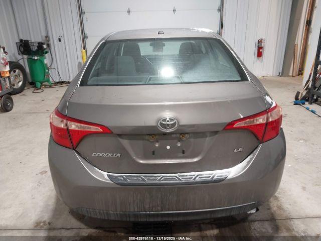 Toyota Corolla Le Image 9