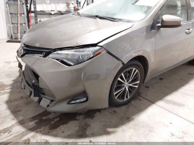 Toyota Corolla Le Image 3