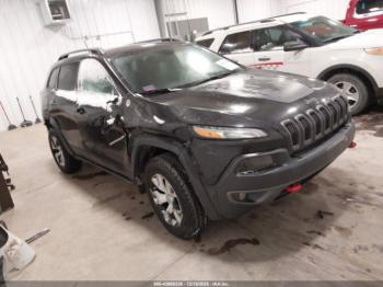  Salvage Jeep Cherokee