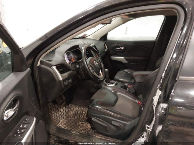 Jeep Cherokee Trailhawk Image 4