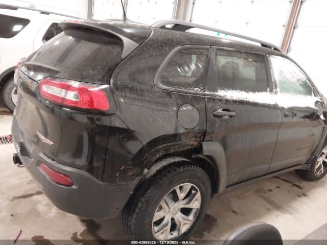 Jeep Cherokee Trailhawk Image 3