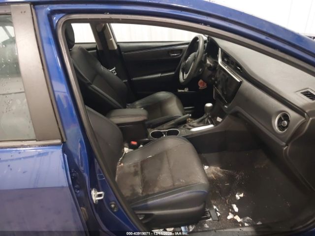 Toyota Corolla Se Image 17