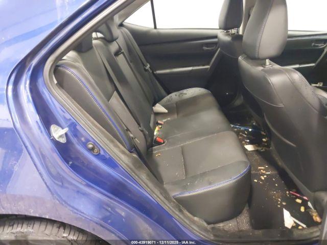 Toyota Corolla Se Image 12