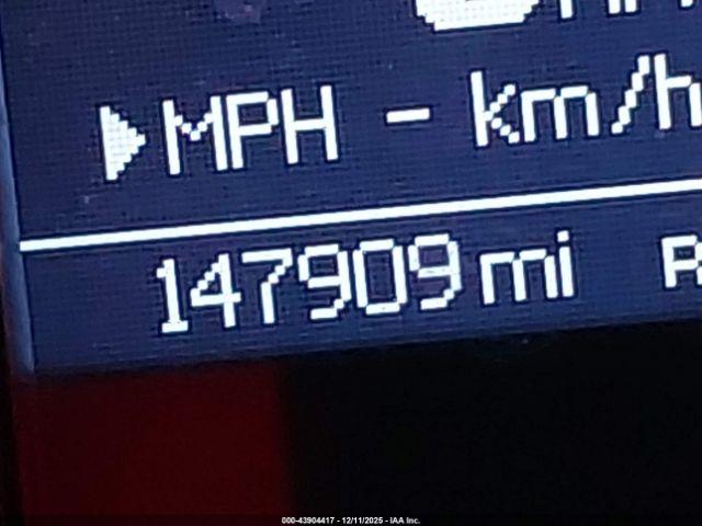 Chrysler Town & Country Touring Image 14