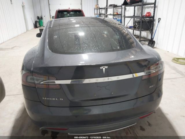 Tesla Model S Image 4