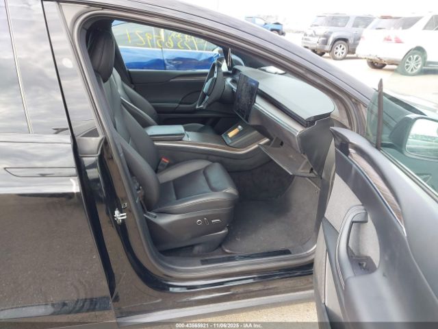 Tesla Model X Image 9