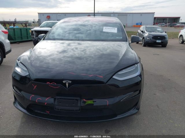 Tesla Model X Image 10