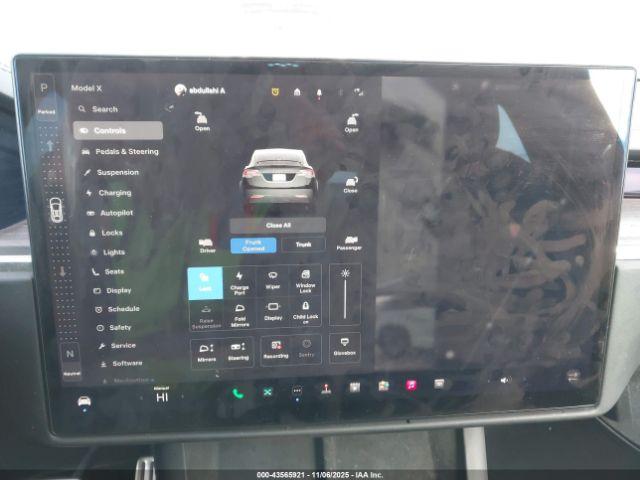 Tesla Model X Image 13